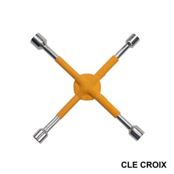 EPICA Cle a croix luxe